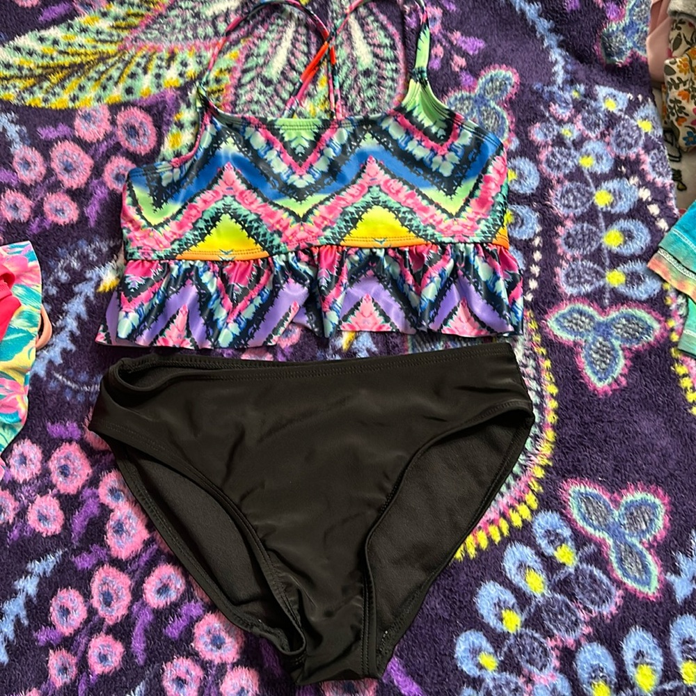 Colorful two pice swimsuit